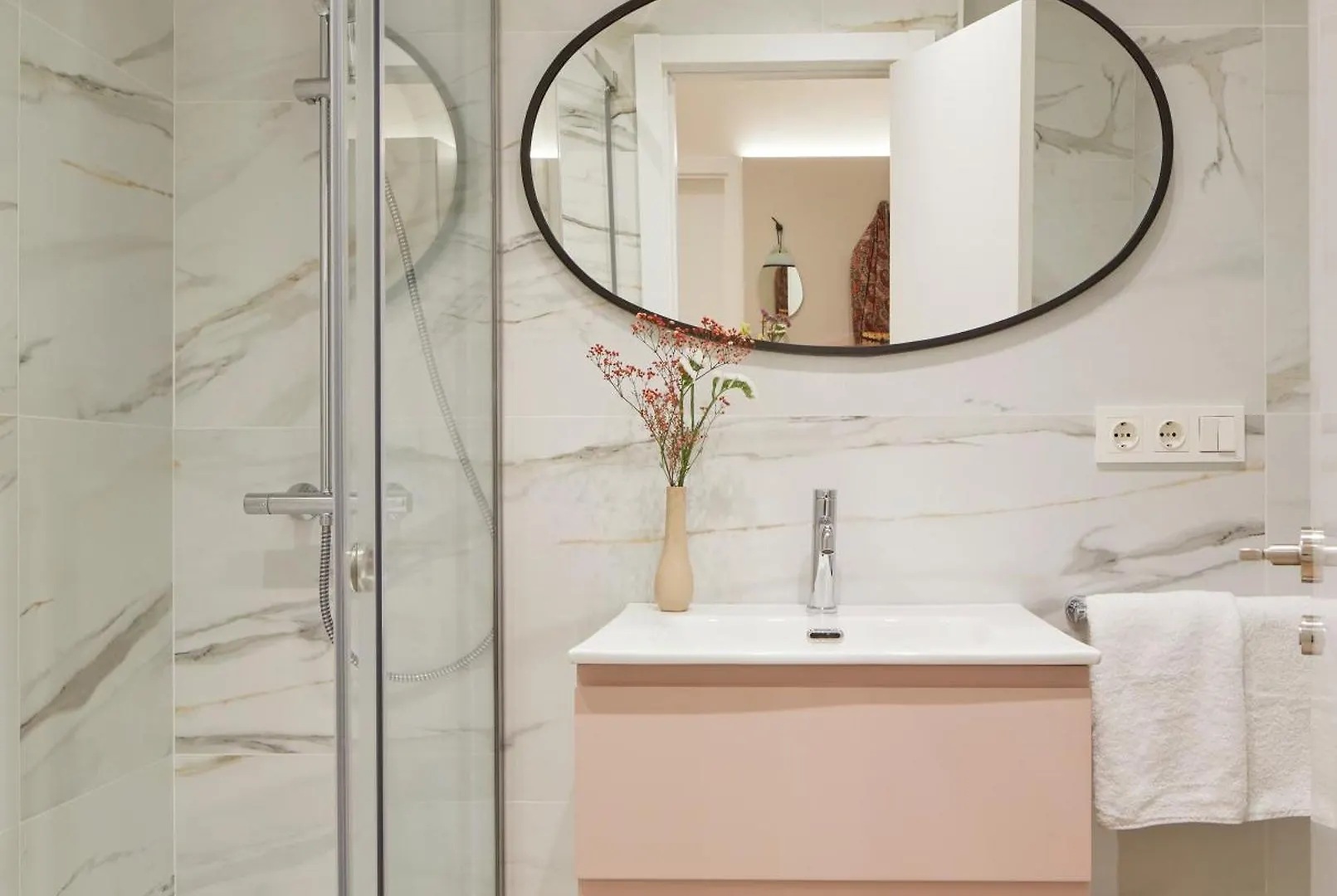 Talaia Suite By Feelfree Rentals San Sebastian 0*,  Spain